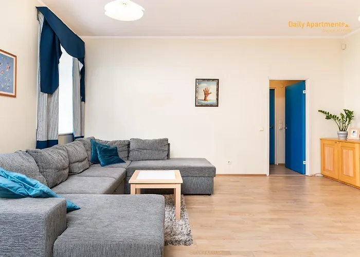 Apartment Daily - With Bath