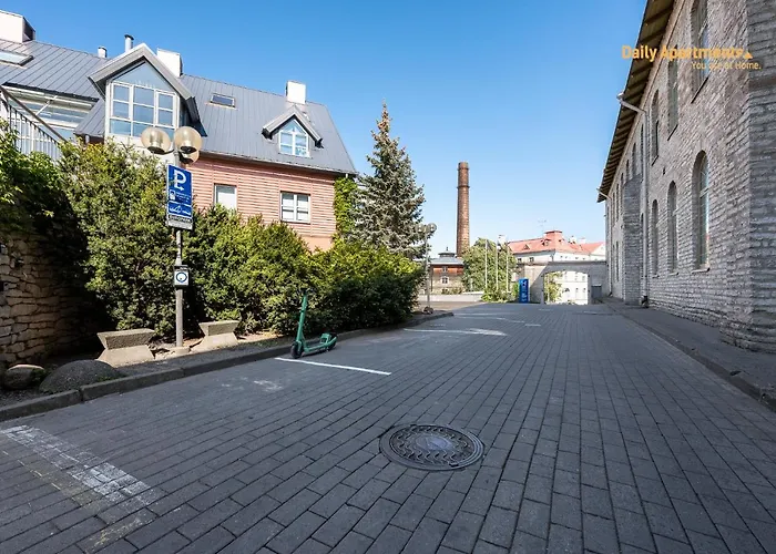 Daily - With Bath Apartment